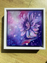 Load image into Gallery viewer, Whispering Lilac Sunflower
